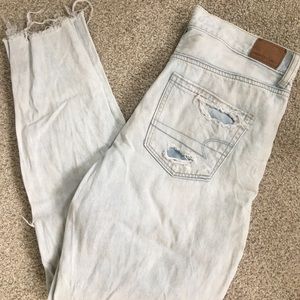 American Eagle Mom Jeans